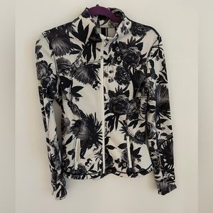 Lululemon Define jacket in pretty flower pattern